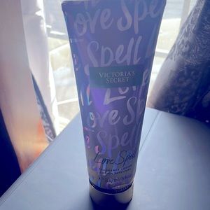 Love Spell Lotion (VS)